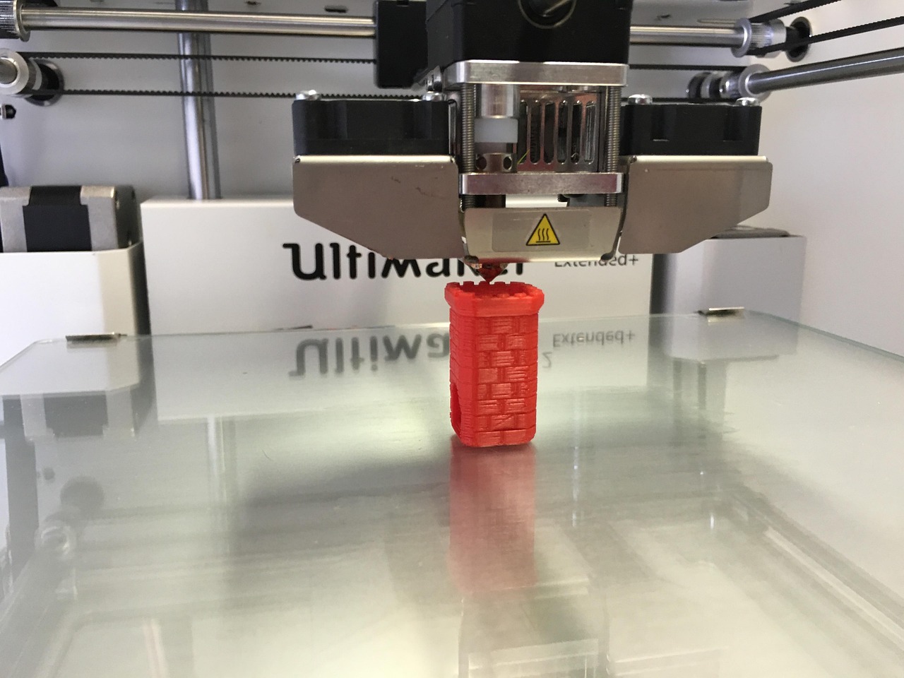 工业级3D打印机重塑制造业未来